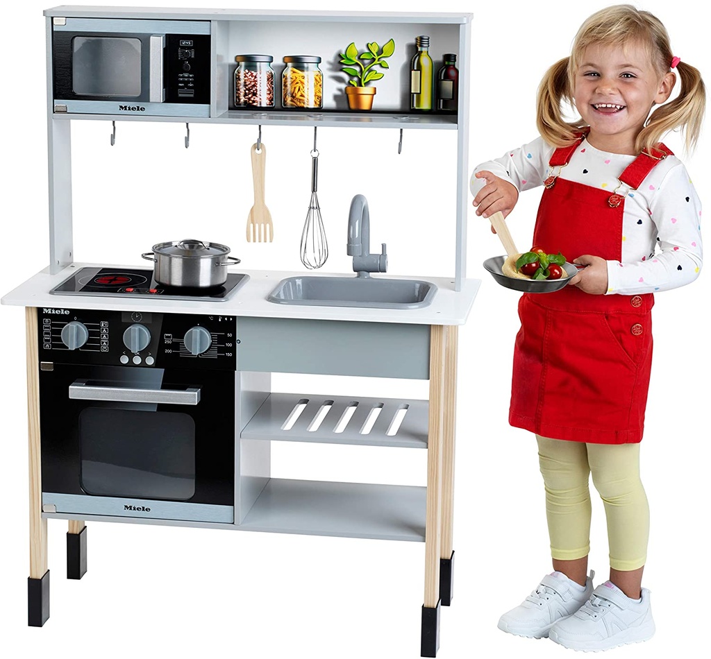 COCINA MIELE MADERA