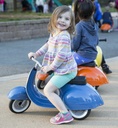 CORREPASILLOS VESPA AZUL
