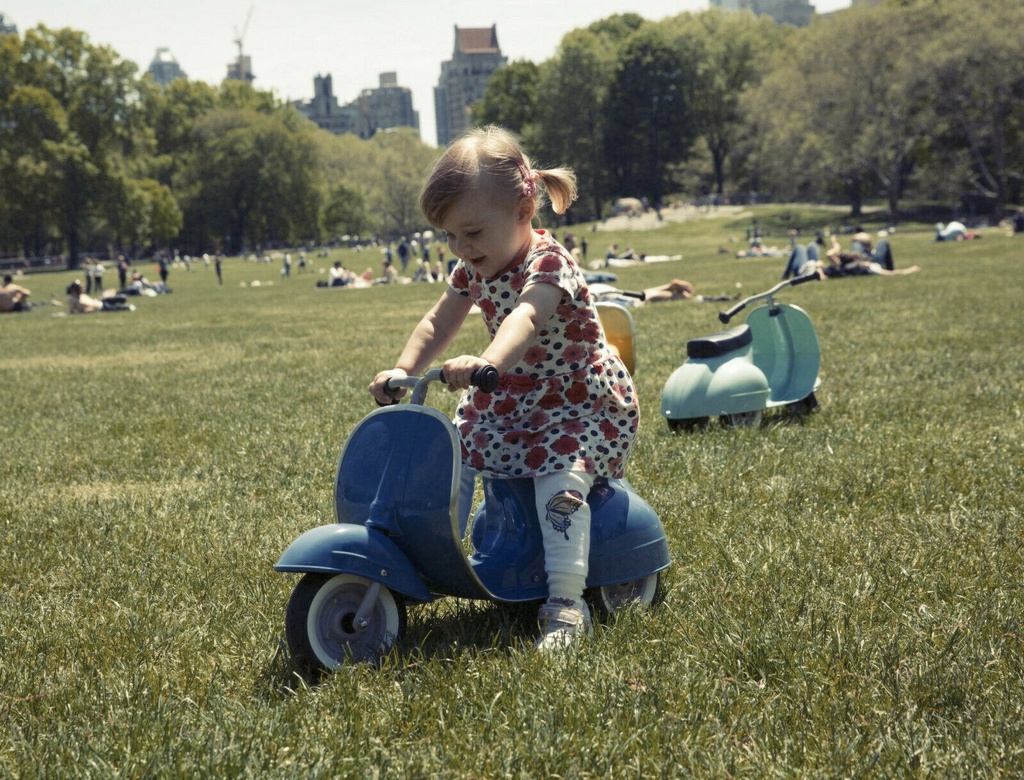 CORREPASILLOS VESPA AZUL