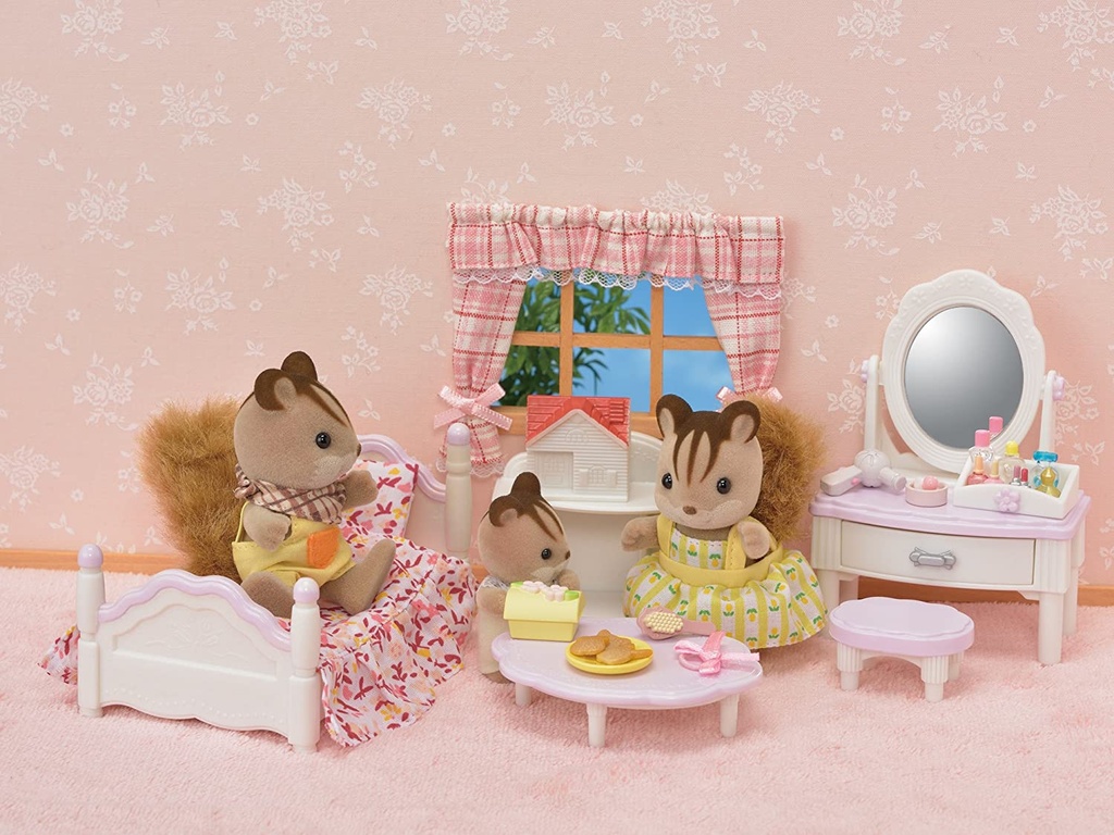 DORMITORIO Y TOCADOR SYLVANIAN