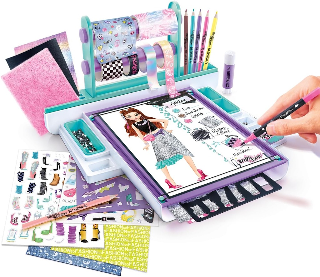 FASHION DESIGNER STUDIO