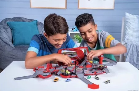 MICROMACHINE CORVETTE RACEWAY