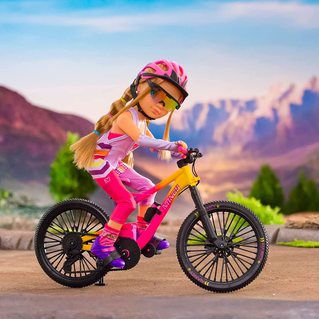NANCY UN DIA DE MOUNTAIN BIKE