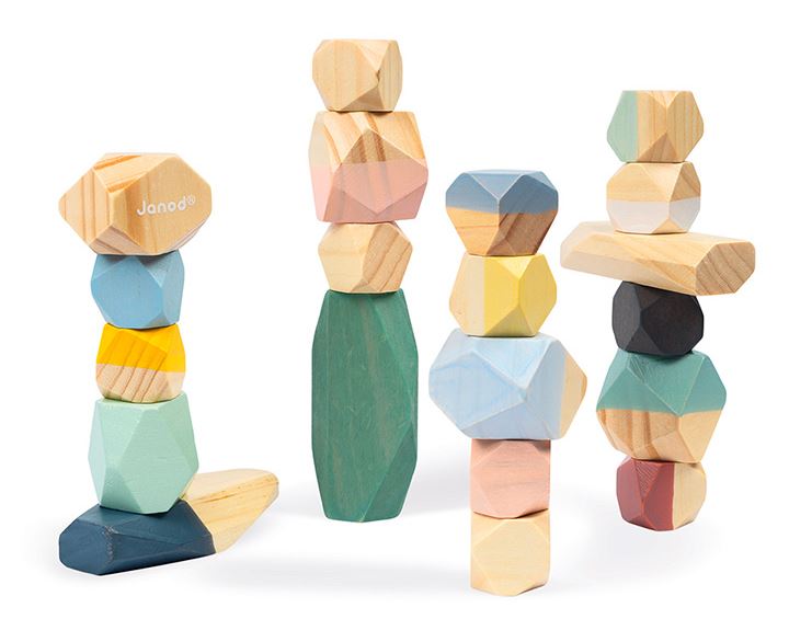 PIEDRAS DE MADERA PARA APILAR