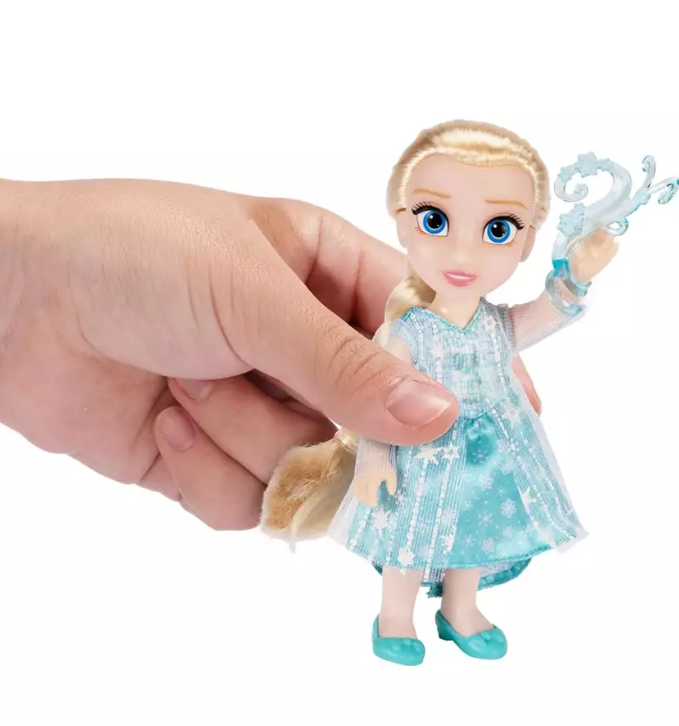 MUÑECA ELSA 15 CM. C/ACC.