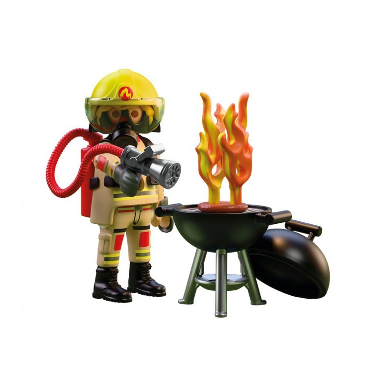 BOMBERO C/FOCO DE INCIENDIO