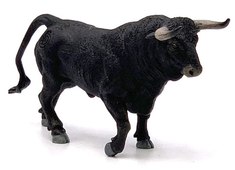 TORO NEGRO ZAINO TROTANDO