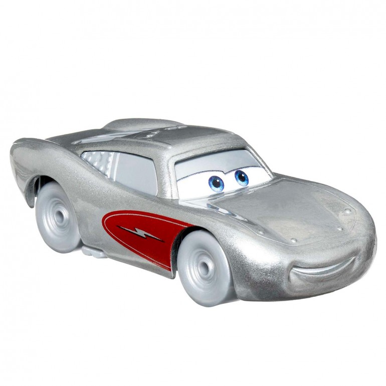 CARS 3 RAYO McQUEEN DE PASEO