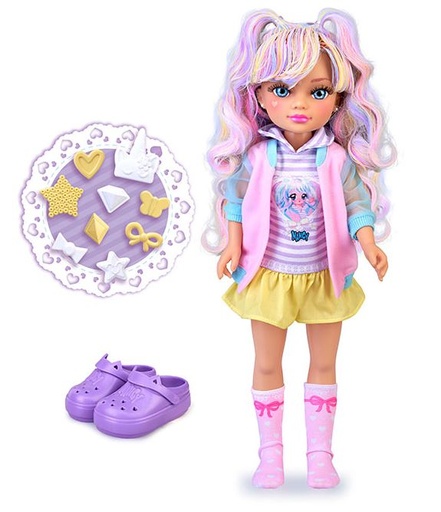 [13018618] NANCY CHARMS IN STYLE